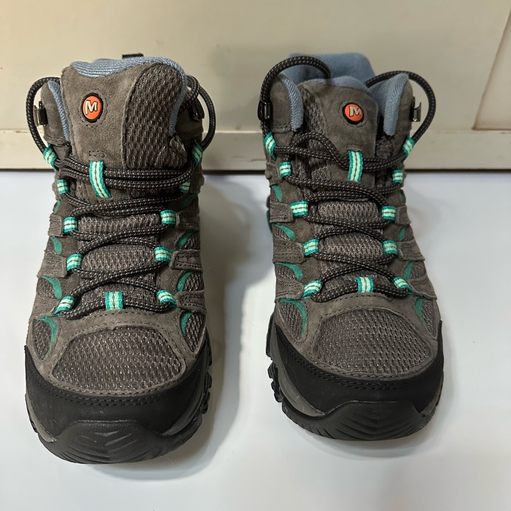 Merrell Moab 3 Hiking Boots - 8.5 women